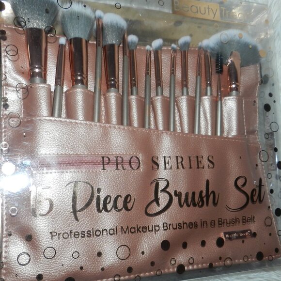 Beauty treats Pro 15 Piece Brush Set + Brush Belt Case Gold Set🆕FAST🏃🏻💨⚡🚚 - Picture 2 of 16